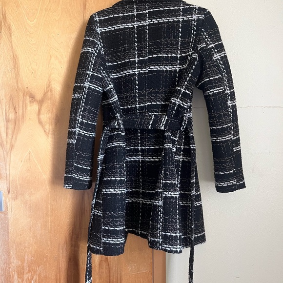 Single Breasted Tweed Walker Coat by Laundry Shelli Segal - Picture 4 of 6